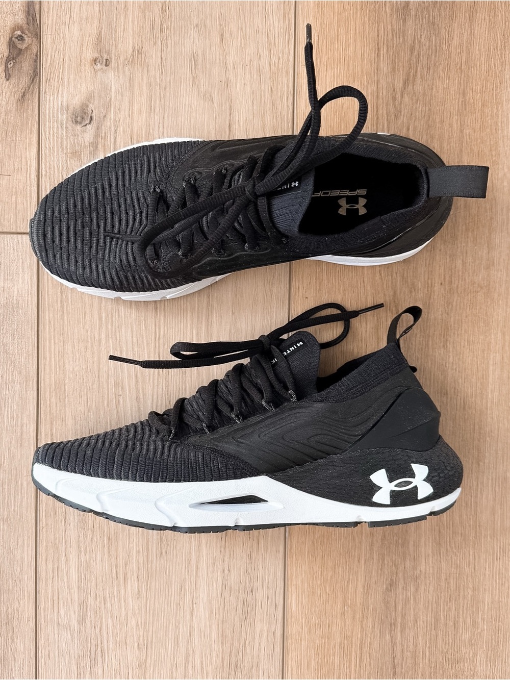 UNDER ARMOUR MENS HOVR PHANTOM 2 INTELLIKNIT RUNNING SHOES BLACK WHITE SZ 8 NWOT